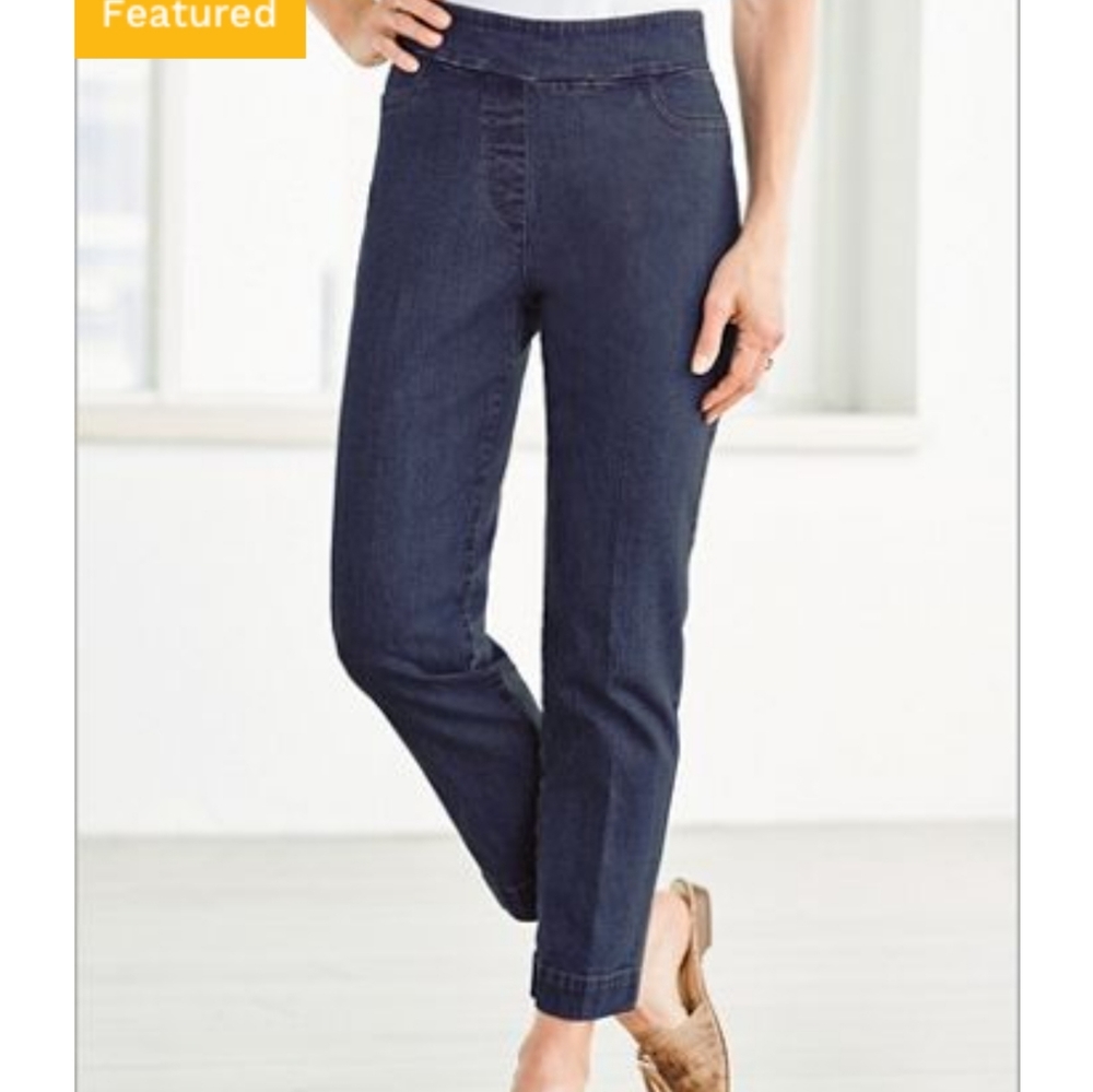 The Row slim ankle denim pants. size 6